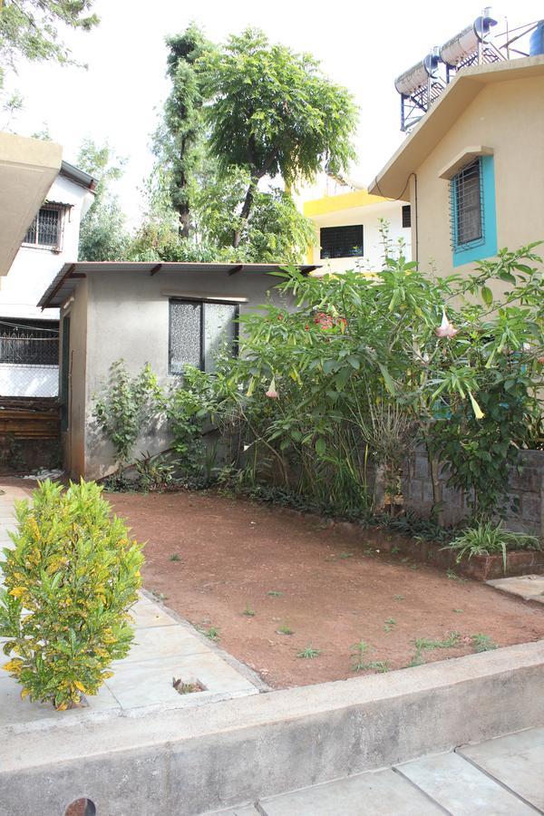 Om Bungalow -Happy Stay At Panchgani Exterior photo